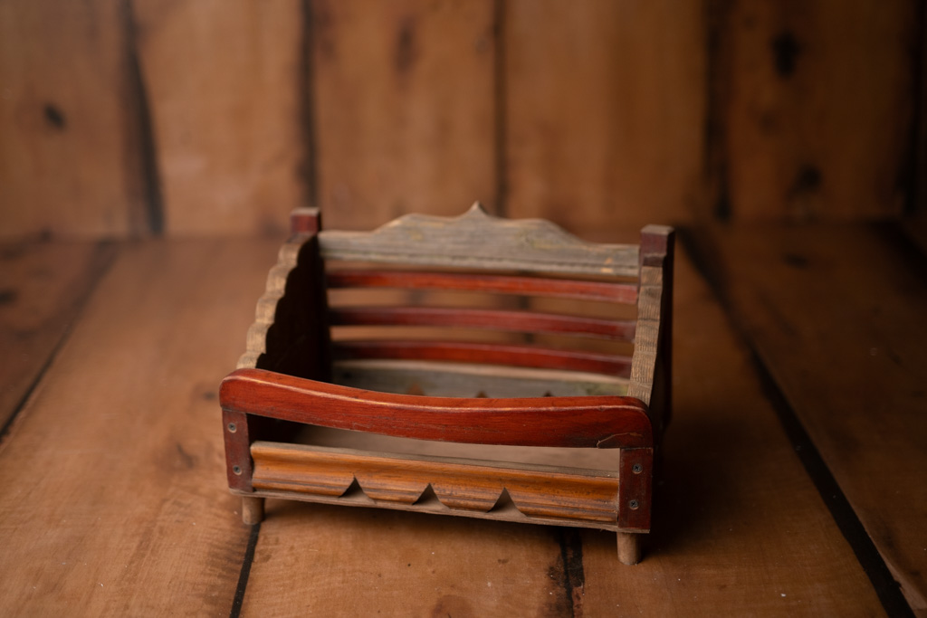 Divane - old wood